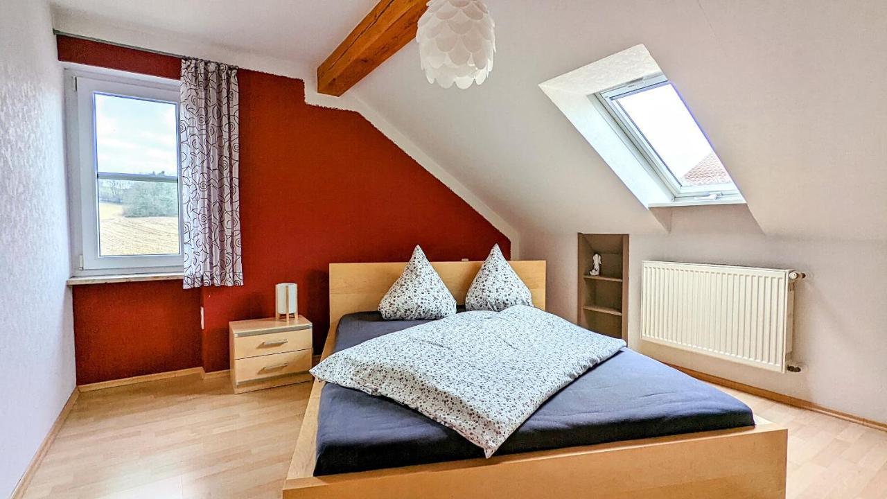 Ferienwohnung Schwalbennest Am Igelsbachsee อับส์แบร์ก ภายนอก รูปภาพ